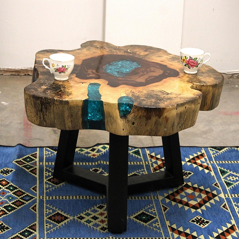 resin table