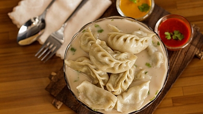 The Best Food from Nepal – What to Eat at Home and on the Trail