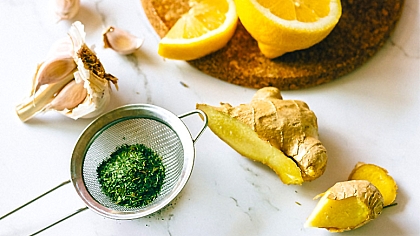 How Eating These 5 Herbs will Improve your Immune System
