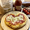 Give A Surprise to Your Family by Making a Pizza